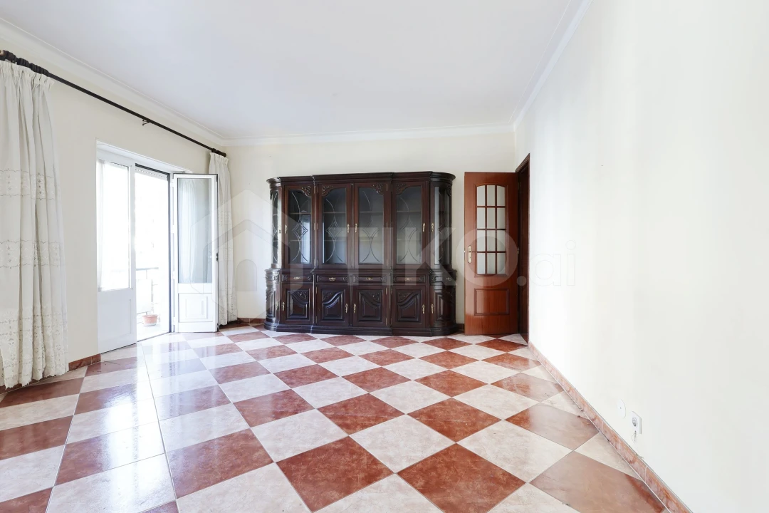 Apartamento T2 para Venda em Venteira Foto 3