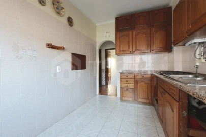 Apartamento T2 para Venda em Venteira