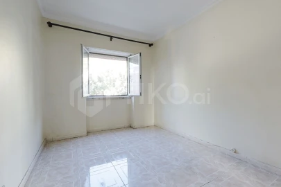 Apartamento T2 para Venda em Venteira