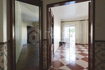 Apartamento T2 para Venda em Venteira