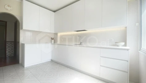 Apartamento T2 para Venda em Venteira