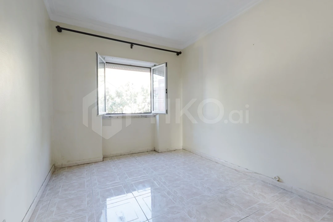 Apartamento T2 para Venda em Venteira Foto 14