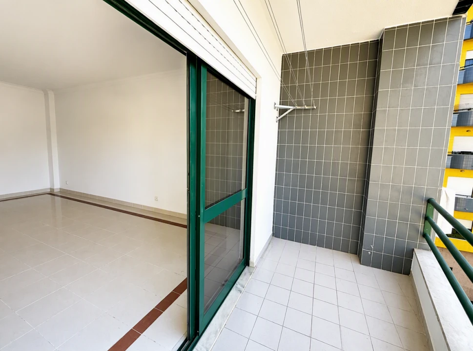 Apartamento T3 para Venda em Laranjeiro e Feijó Foto 5