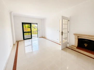 Apartamento T3 para Venda em Laranjeiro e Feijó