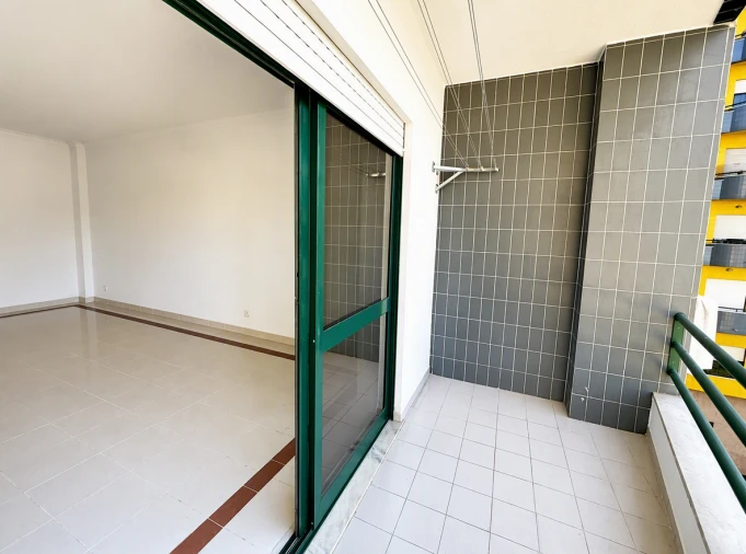 Apartamento T3 para Venda em Laranjeiro e Feijó Foto 5