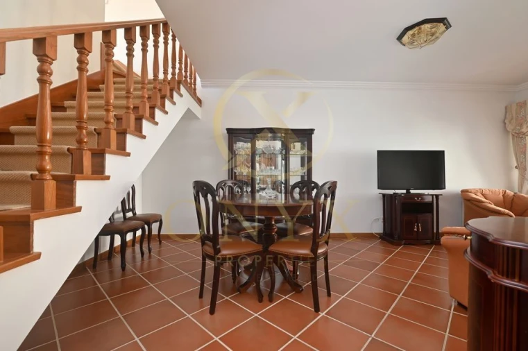 Apartamento T4 para Venda em Carcavelos e Parede Foto 20