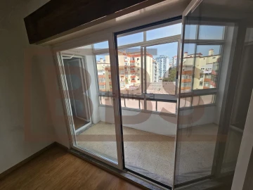 Apartamento T1 para Venda em Venteira