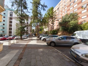 Apartamento T3 para Venda em Algueirão-Mem Martins