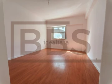 Apartamento T3 para Venda em Algueirão-Mem Martins