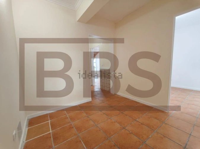 Apartamento T3 para Venda em Algueirão-Mem Martins Foto 14