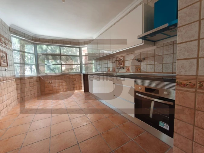 Apartamento T3 para Venda em Algueirão-Mem Martins Foto 8