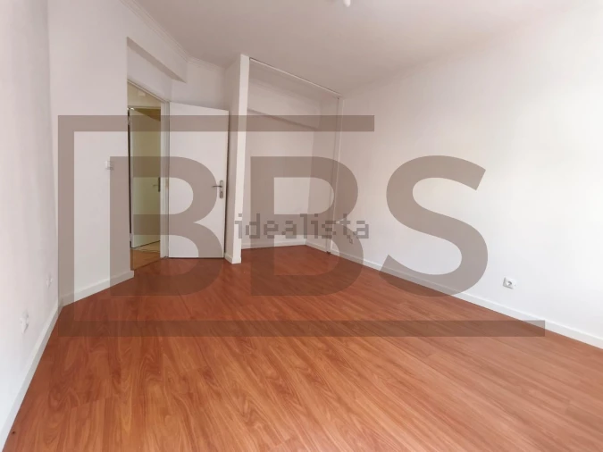 Apartamento T3 para Venda em Algueirão-Mem Martins Foto 15