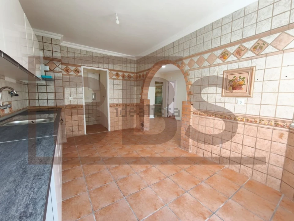 Apartamento T3 para Venda em Algueirão-Mem Martins Foto 12