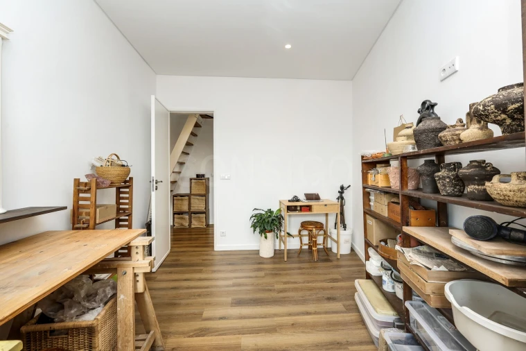 Apartamento T2 para Venda em Porto Salvo Foto 14