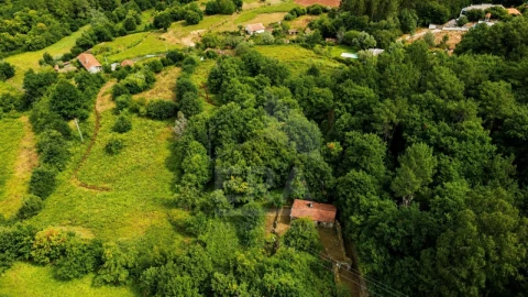 Moradia T2 para Venda em Reboreda e Nogueira