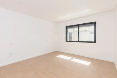Apartamento T2 para Venda em Esgueira