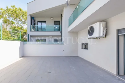 Apartamento T2 para Venda em Esgueira