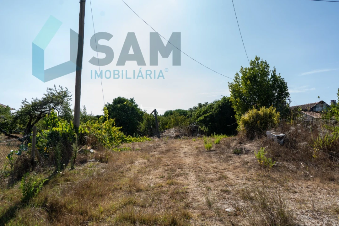 Moradia T3 para Venda em Campelos e Outeiro da Cabeça Foto 17