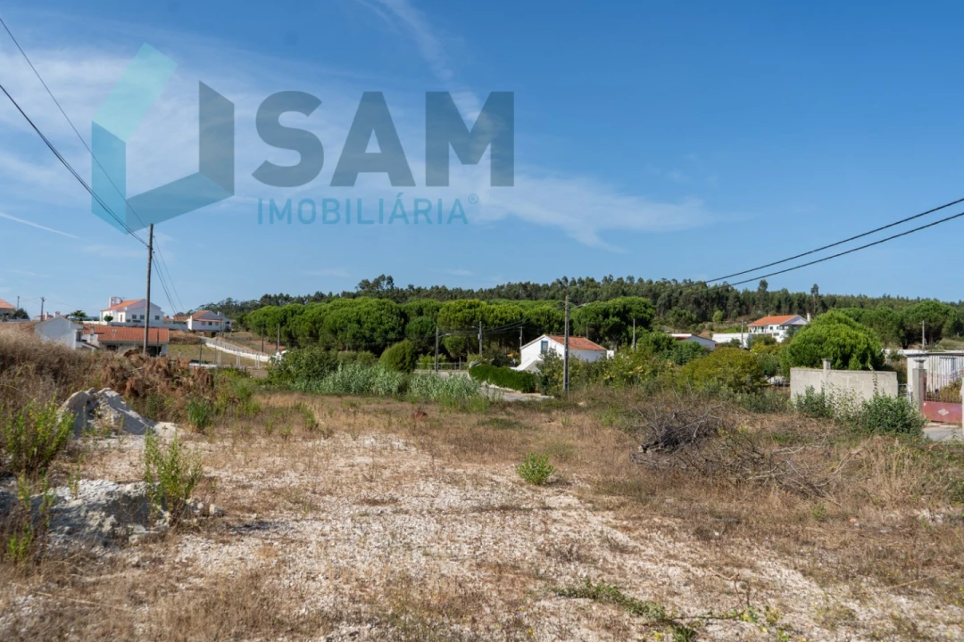 Moradia T3 para Venda em Campelos e Outeiro da Cabeça Foto 18