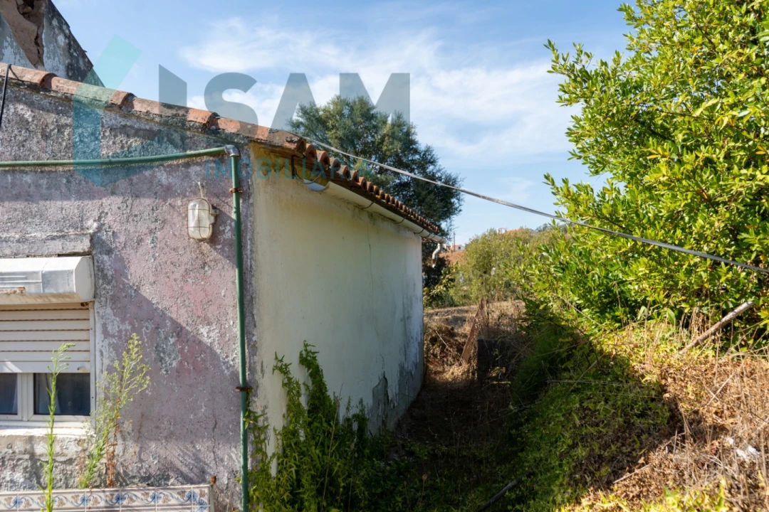 Moradia T3 para Venda em Campelos e Outeiro da Cabeça Foto 35