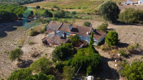 Moradia T3 para Venda em Campelos e Outeiro da Cabeça