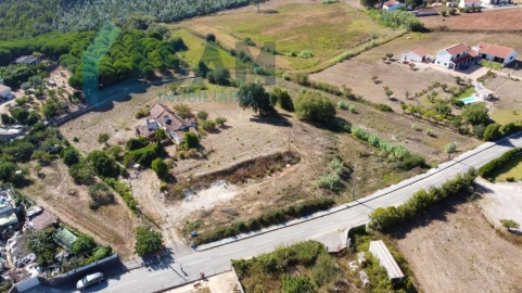 Moradia T3 para Venda em Campelos e Outeiro da Cabeça