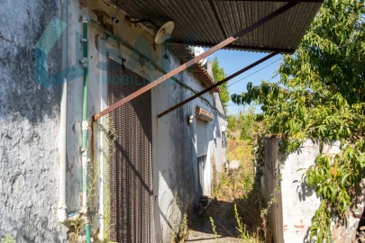 Moradia T3 para Venda em Campelos e Outeiro da Cabeça