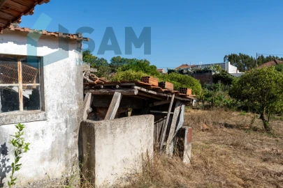 Moradia T3 para Venda em Campelos e Outeiro da Cabeça