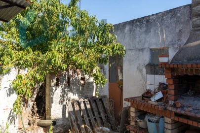 Moradia T3 para Venda em Campelos e Outeiro da Cabeça