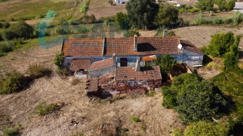 Moradia T3 para Venda em Campelos e Outeiro da Cabeça