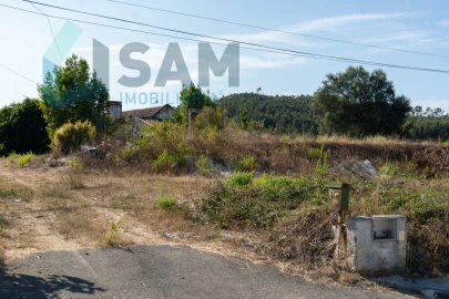 Moradia T3 para Venda em Campelos e Outeiro da Cabeça