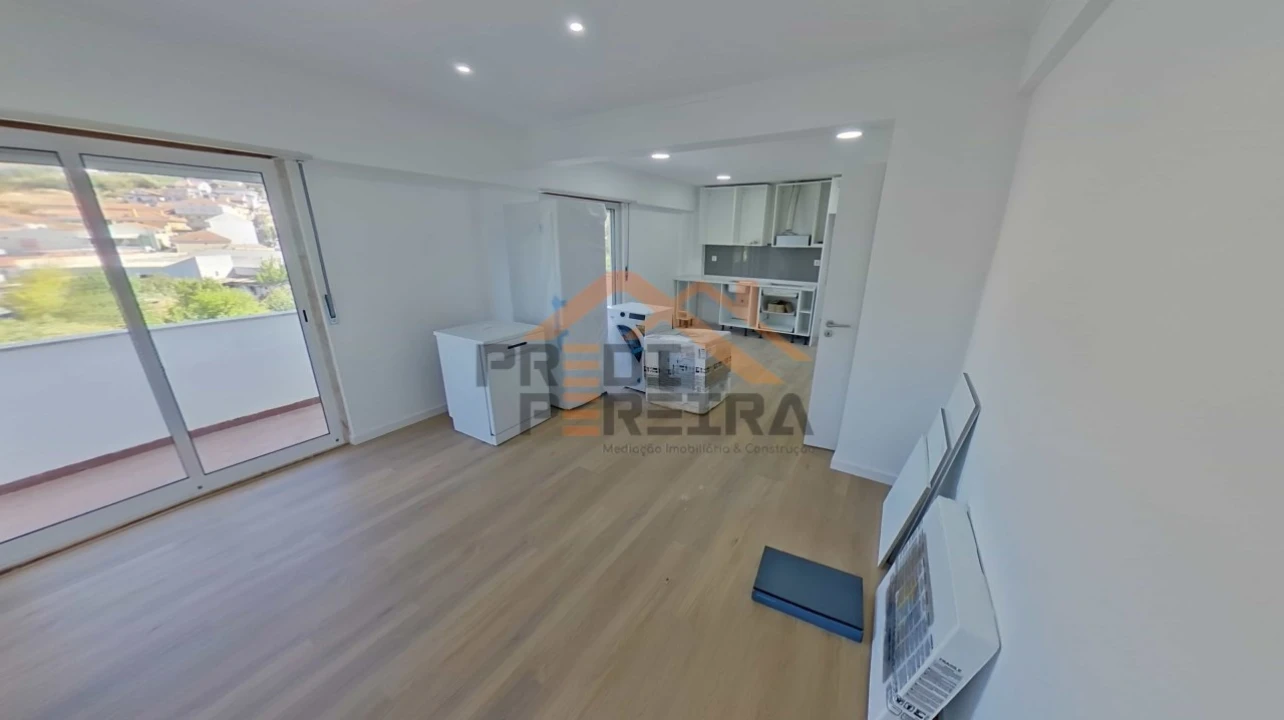 Apartamento T1 para Venda em Odivelas Foto 8