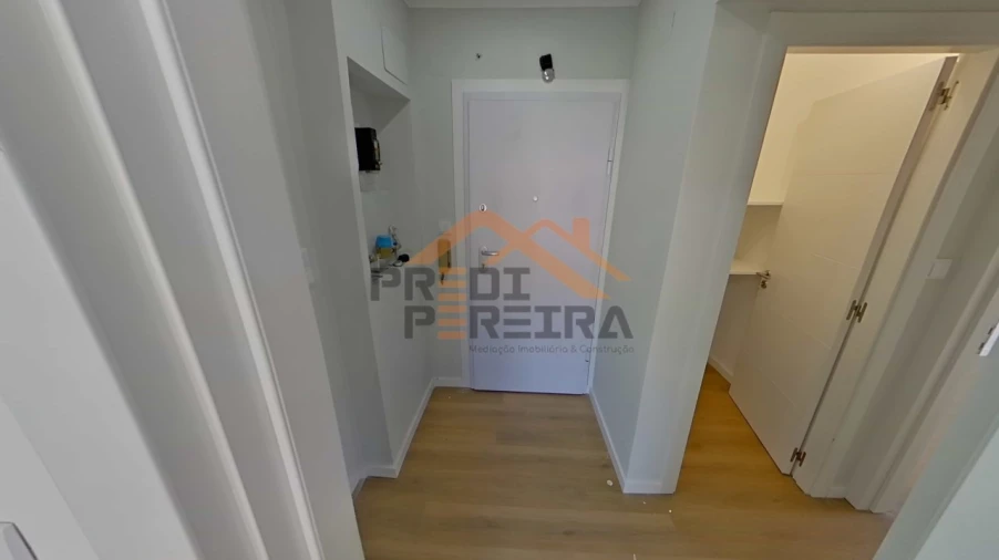 Apartamento T1 para Venda em Odivelas Foto 17