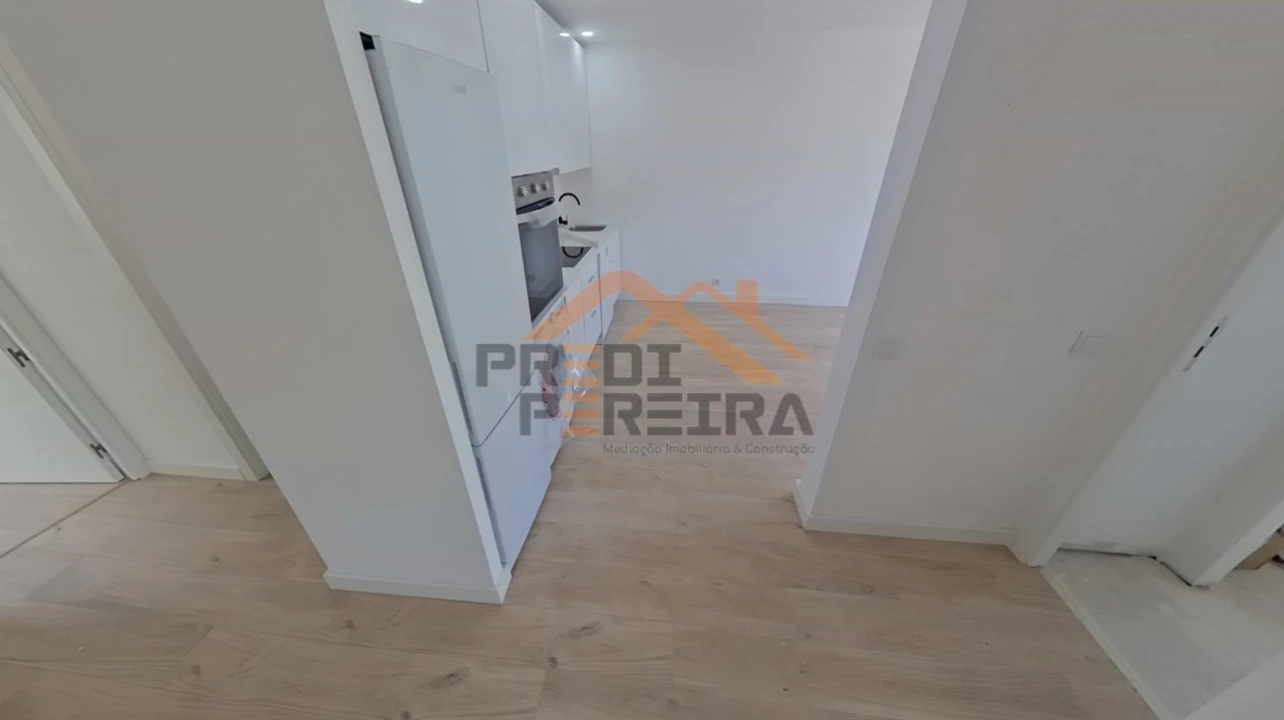 Apartamento T2 para Venda em Odivelas Foto 8