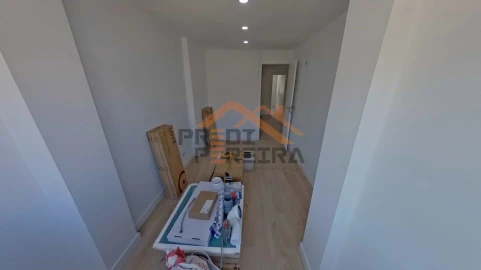 Apartamento T2 para Venda em Odivelas