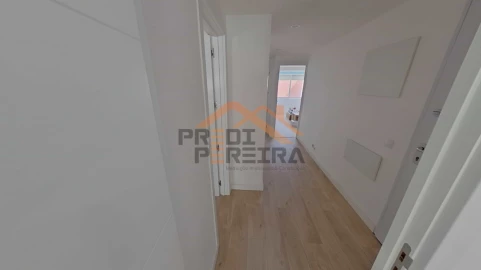 Apartamento T2 para Venda em Odivelas