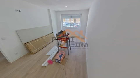 Apartamento T2 para Venda em Odivelas