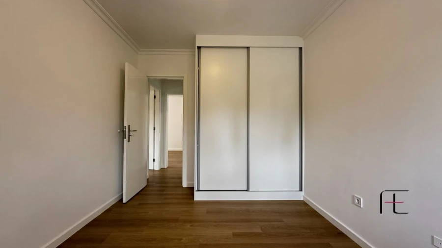 Apartamento T2 para Venda em Rio Tinto Foto 8