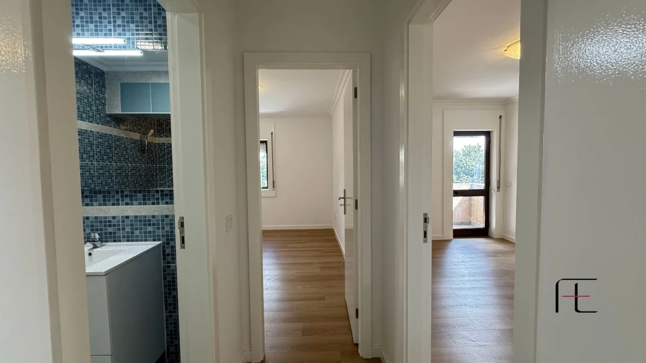 Apartamento T2 para Venda em Rio Tinto Foto 6