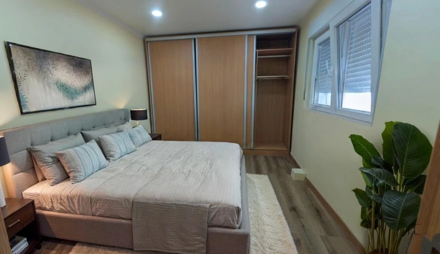 Moradia T5 para Venda em Campanhã Foto 8
