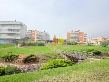Terreno para Venda em Buarcos