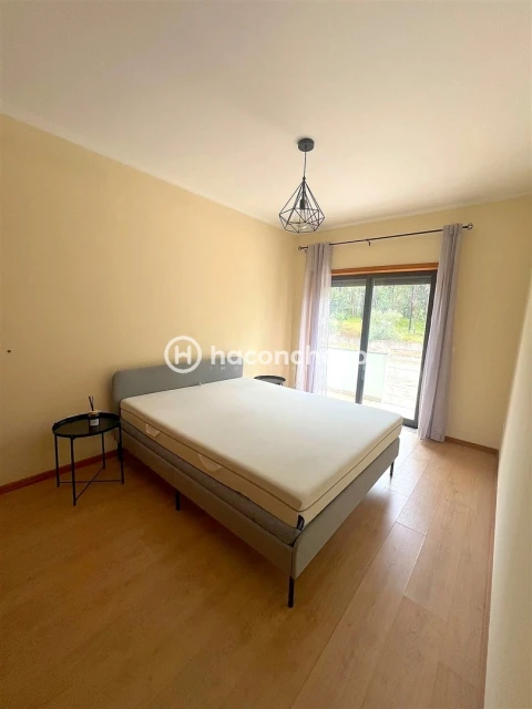 Apartamento T2 para Arrendamento em Oliveira