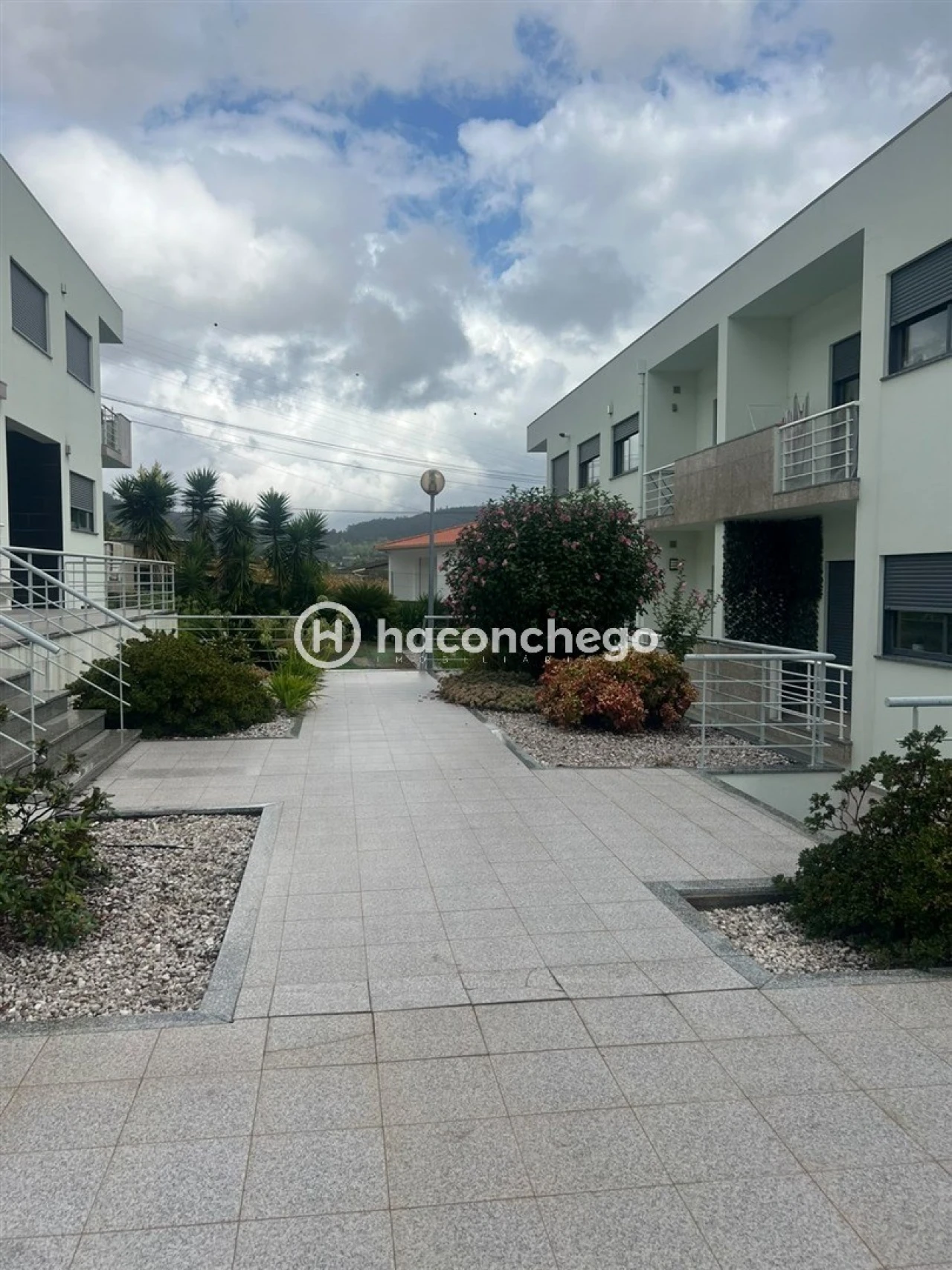 Apartamento T2 para Arrendamento em Oliveira Foto 20