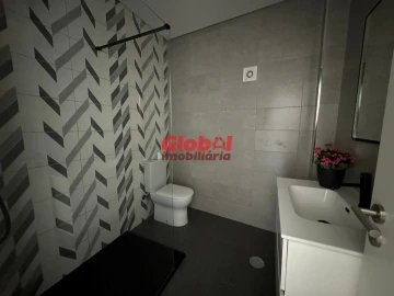 Apartamento T3 para Venda em Viseu
