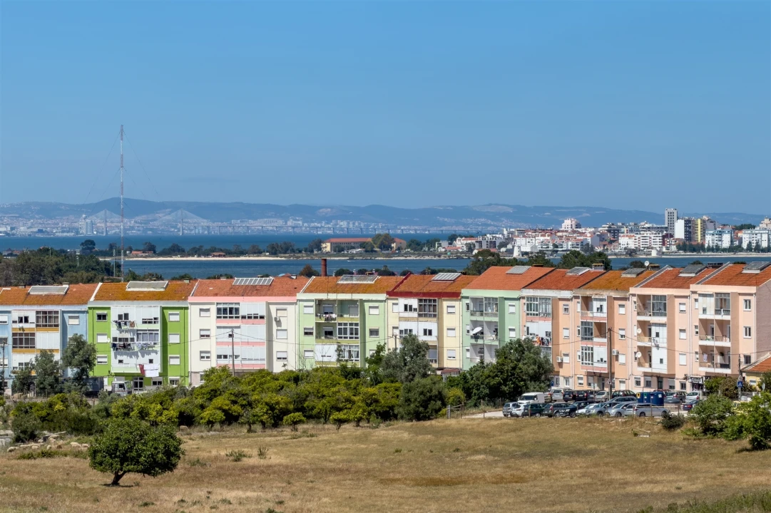 Apartamento T2 para Venda em Seixal, Arrentela e Aldeia de Paio Pires Foto 11
