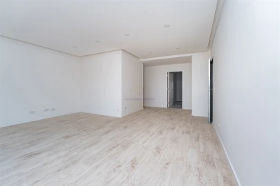 Apartamento T2 para Venda em Seixal, Arrentela e Aldeia de Paio Pires