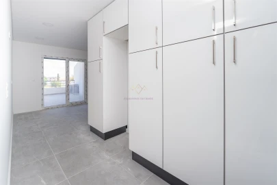 Apartamento T2 para Venda em Seixal, Arrentela e Aldeia de Paio Pires