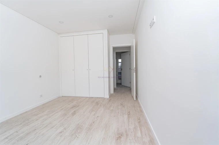 Apartamento T2 para Venda em Seixal, Arrentela e Aldeia de Paio Pires Foto 17