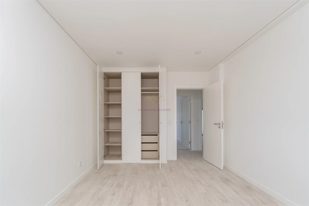 Apartamento T2 para Venda em Seixal, Arrentela e Aldeia de Paio Pires Foto 42