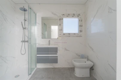 Apartamento T2 para Venda em Seixal, Arrentela e Aldeia de Paio Pires